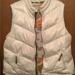 Old Navy woman’s puffer vest